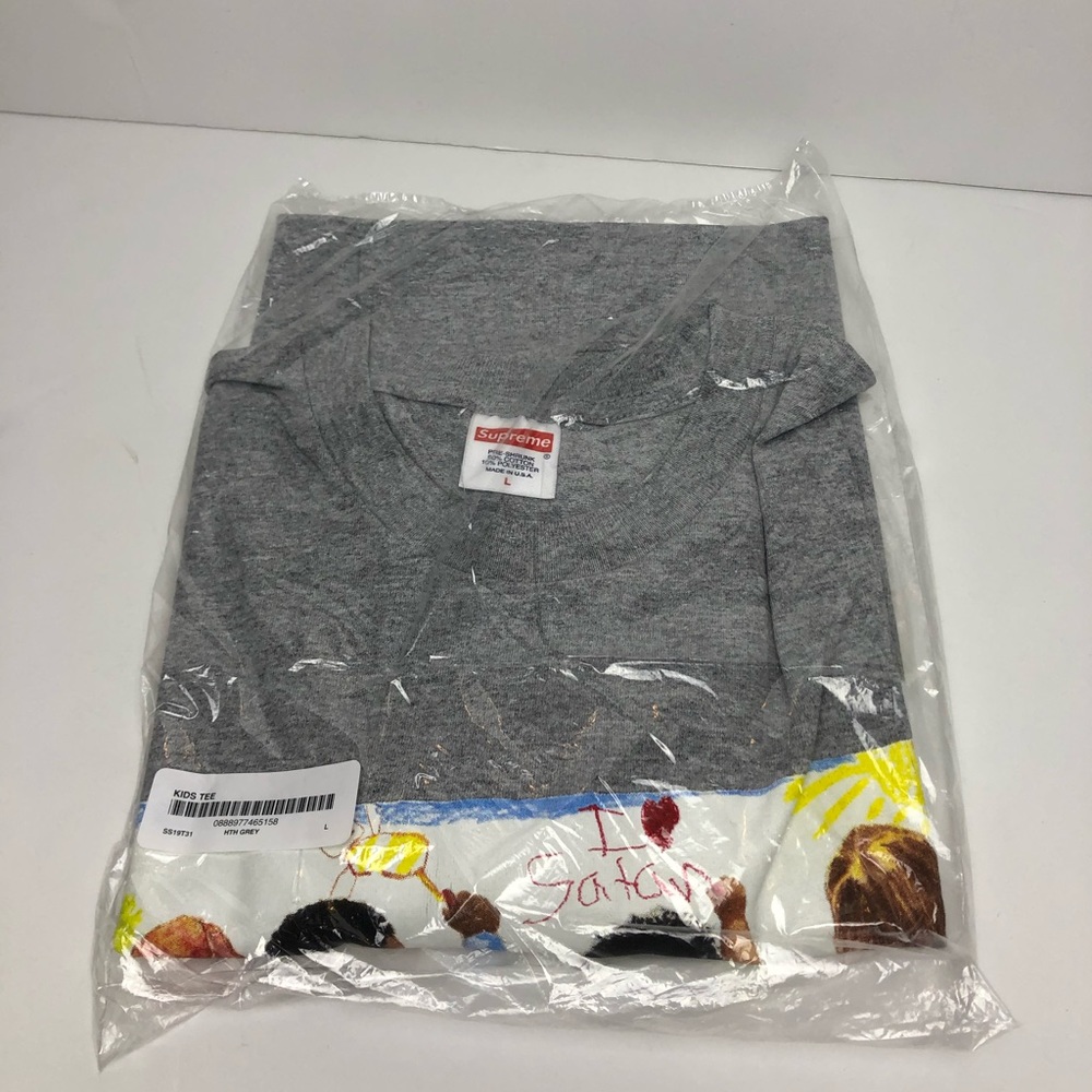 Supreme T-shirt